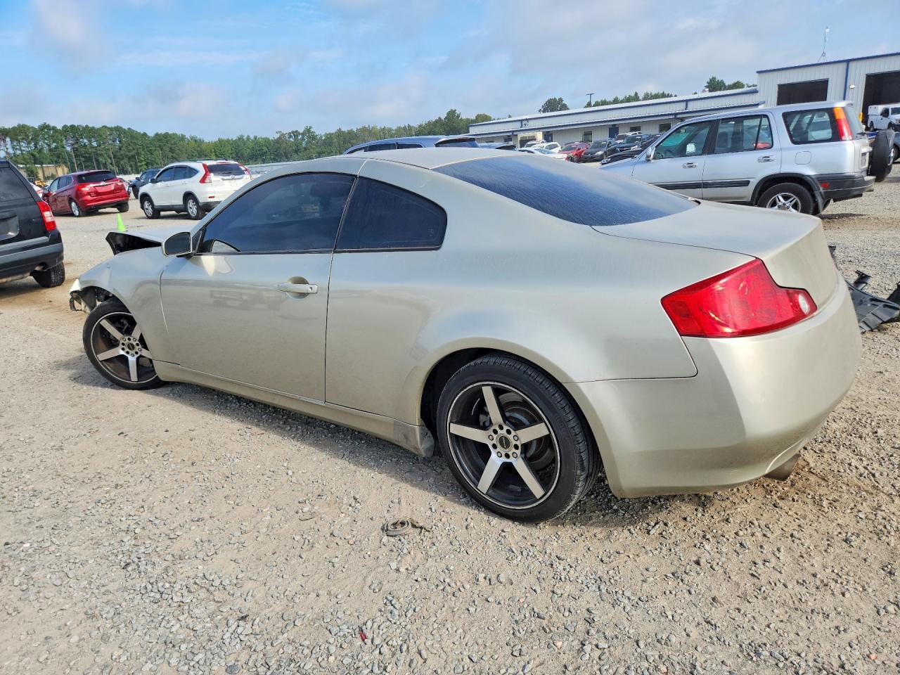 2005 Infiniti G35 Base - Фото 2