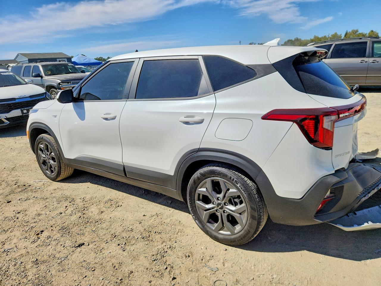 2024 Kia Seltos Lx - Фото 2