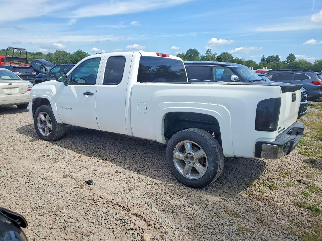 2011 Chevrolet Silverado K1500 Ls - Фото 2