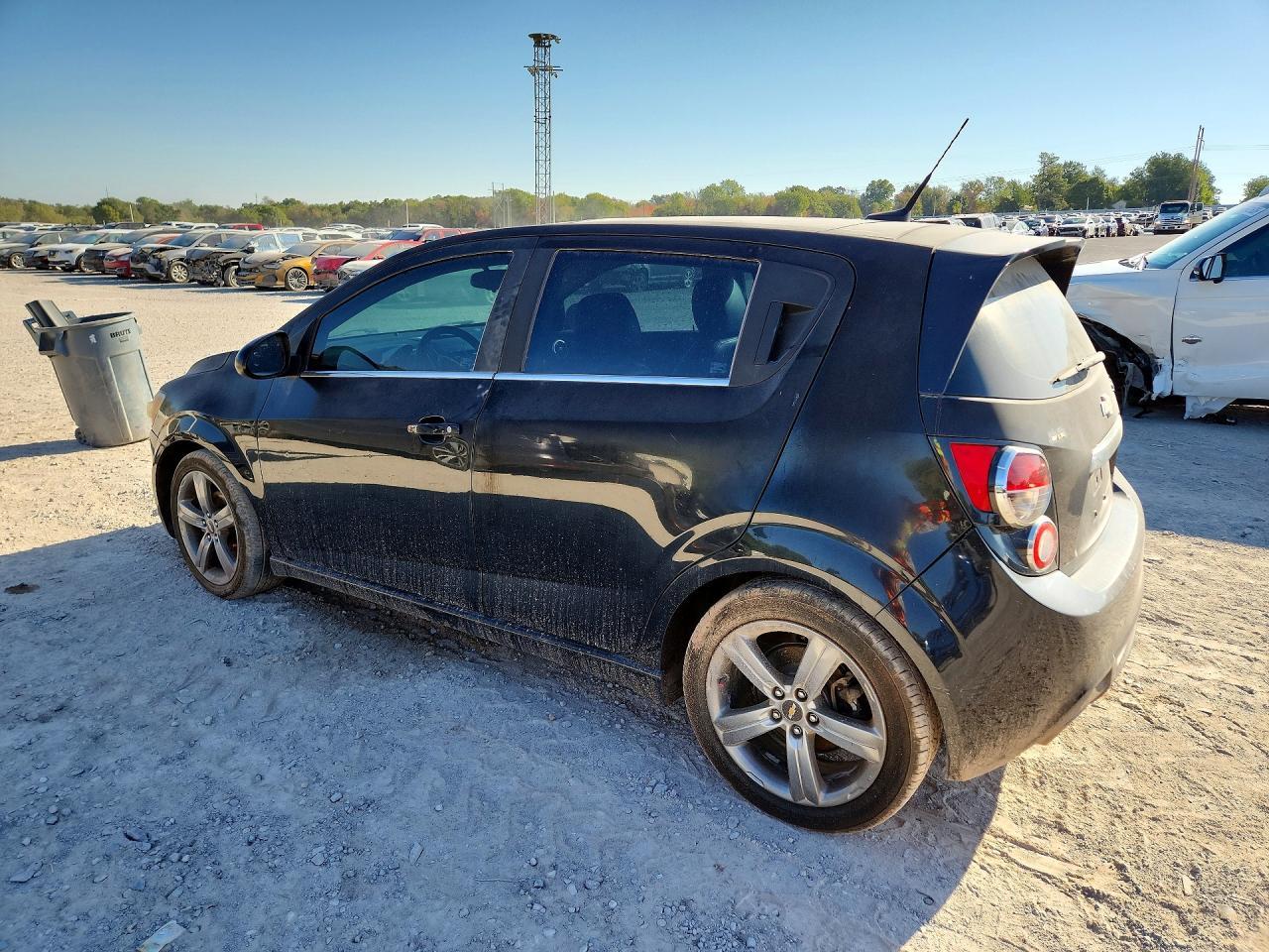 2013 Chevrolet Sonic Rs - Фото 2