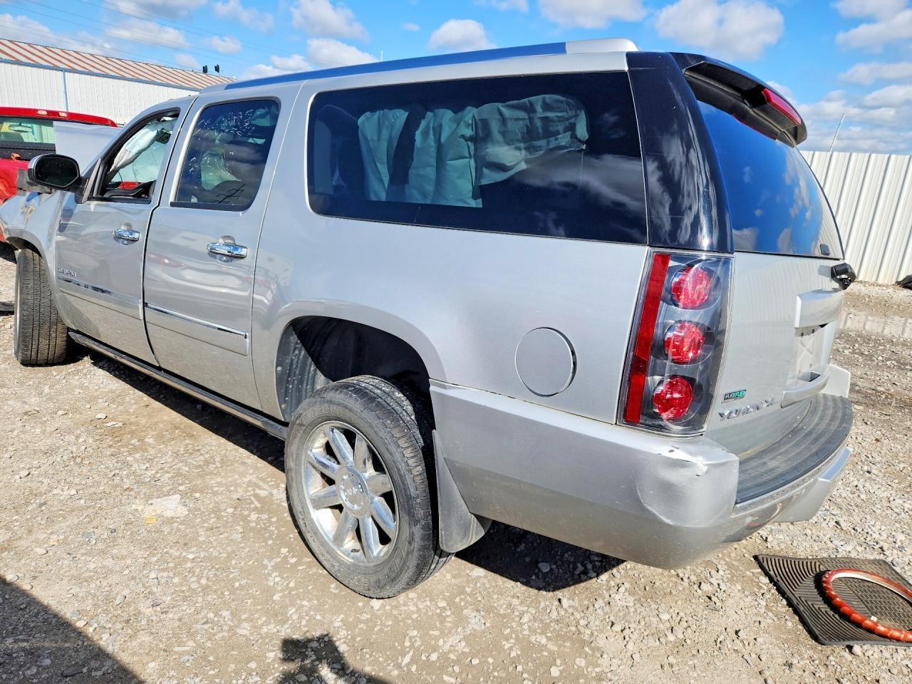 2011 GMC Yukon Xl Denali - Фото 2