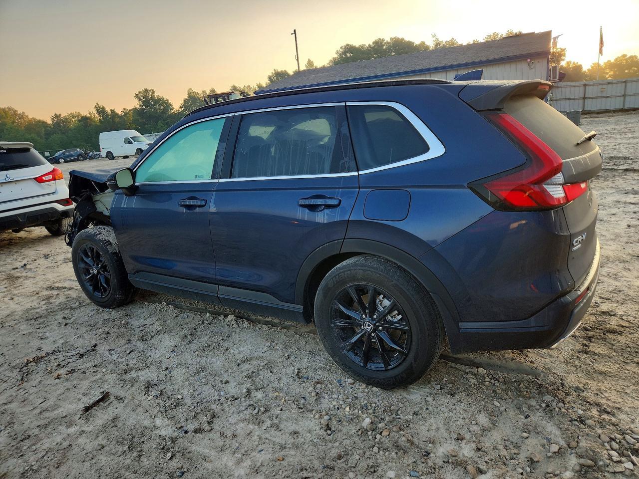 2024 Honda Cr-V Sport-L - Image 2