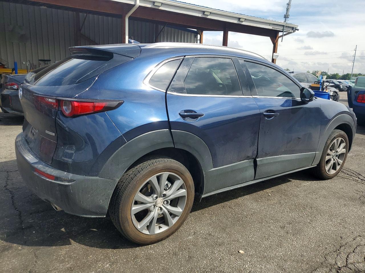 2025 Mazda Cx-30 Premium - Image 3