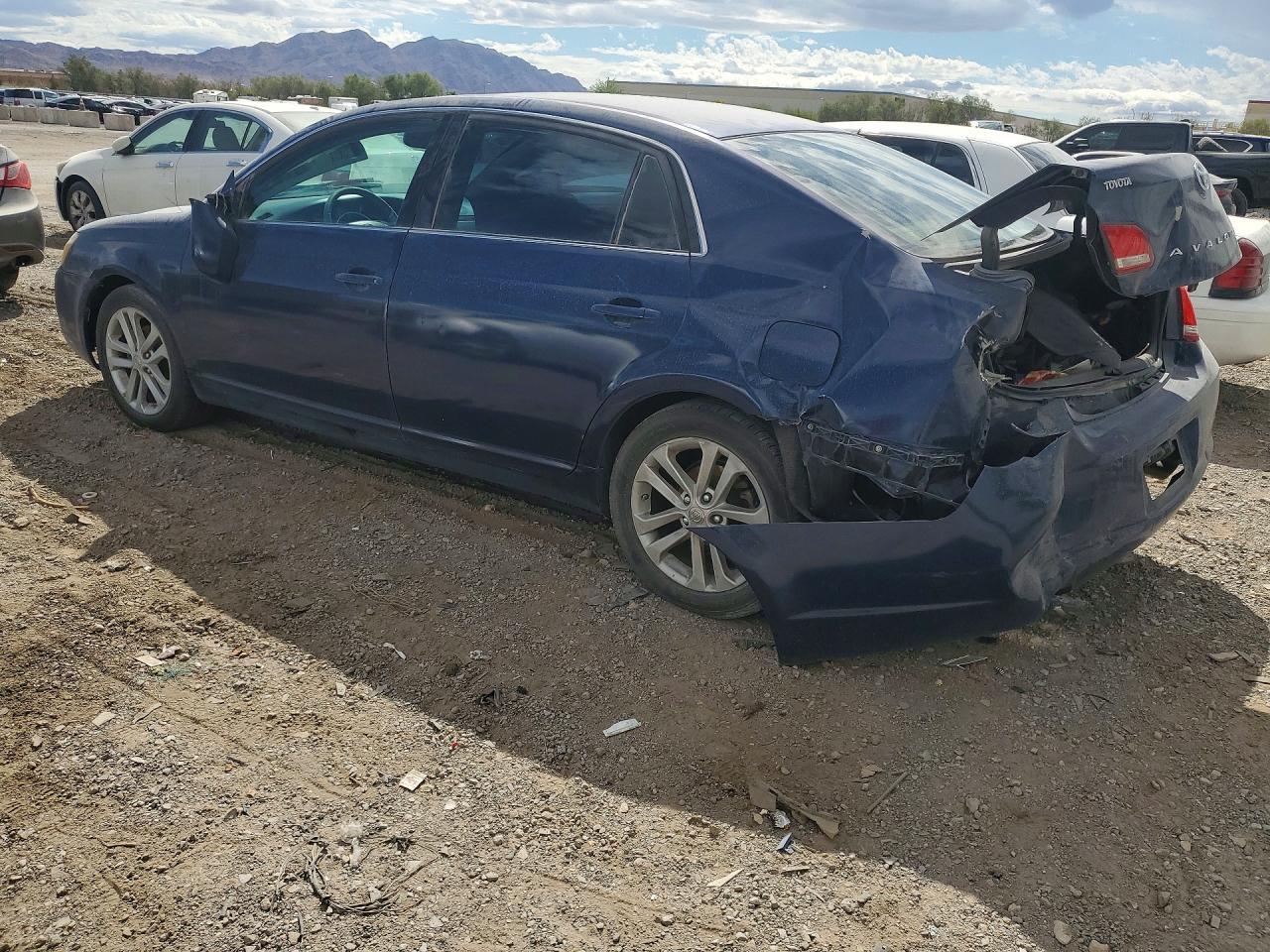 2007 Toyota Avalon Xls - Image 3