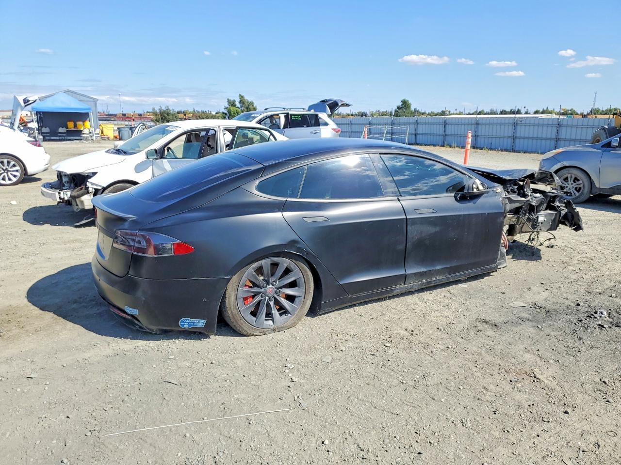 2020 Tesla Model S - Image 3