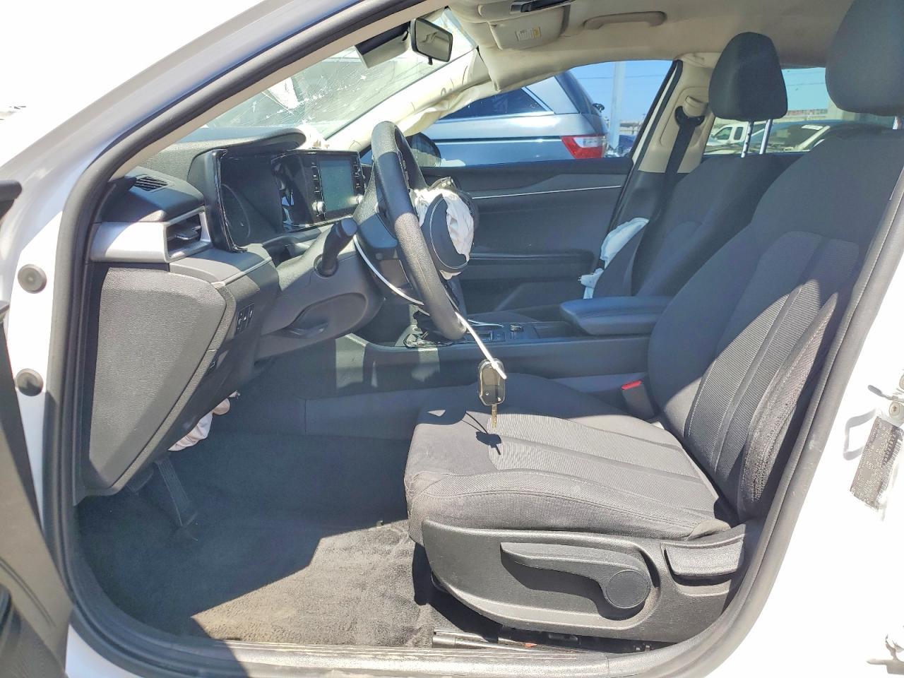 2021 Kia K5 Lx - Фото 7