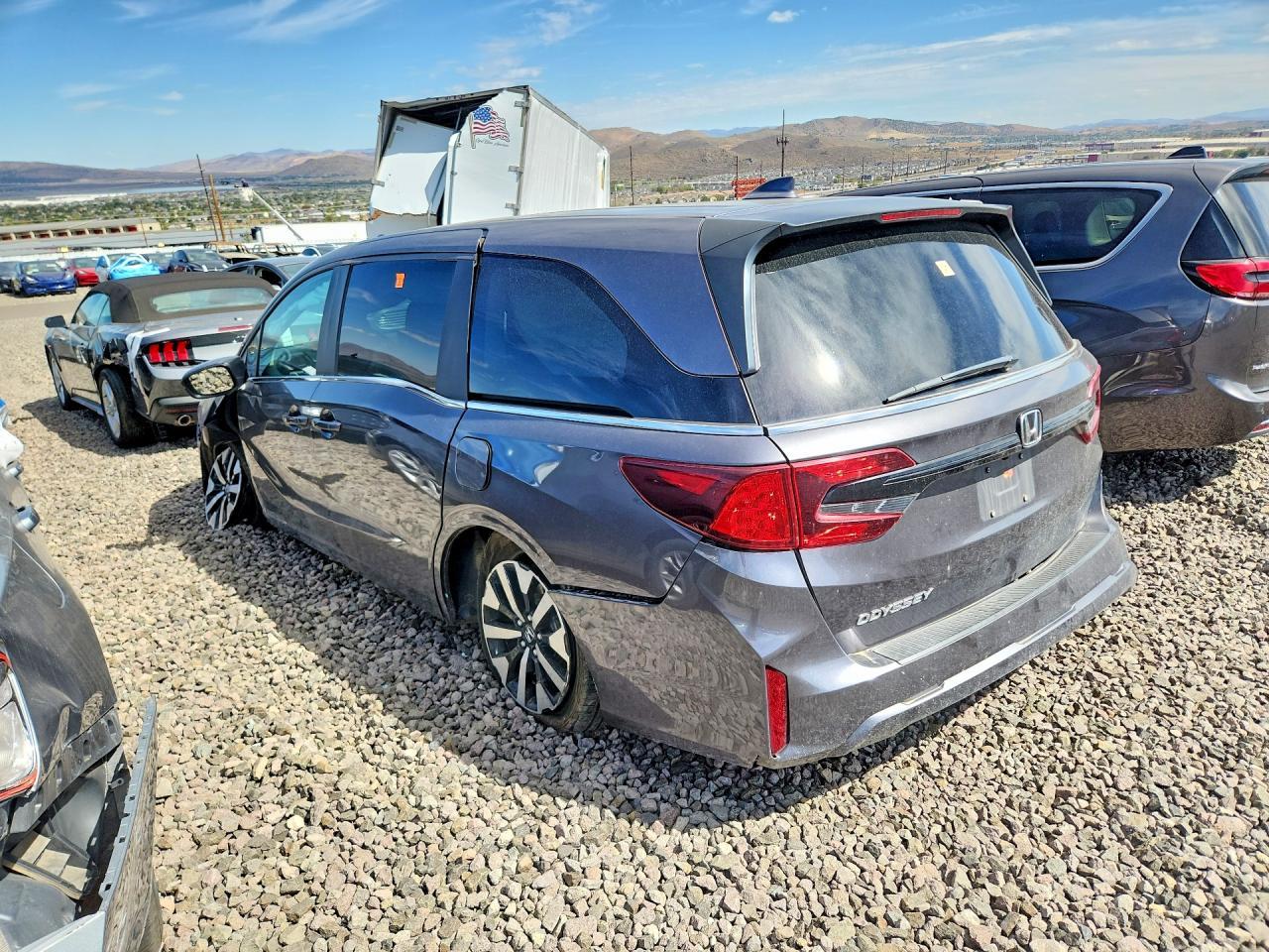 2025 Honda Odyssey Exl - Image 2