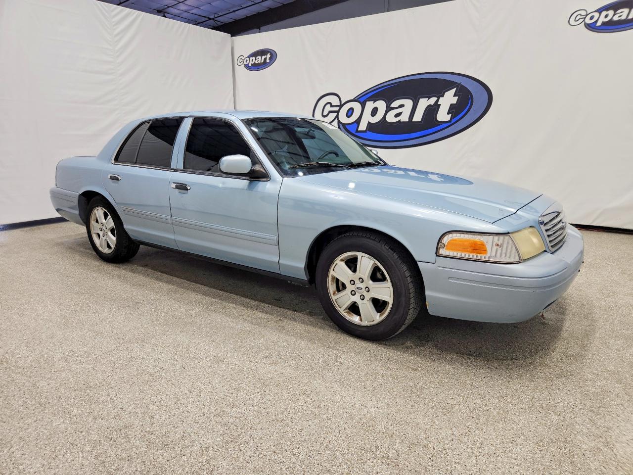 2011 Ford Crown Victoria Lx - Image 4