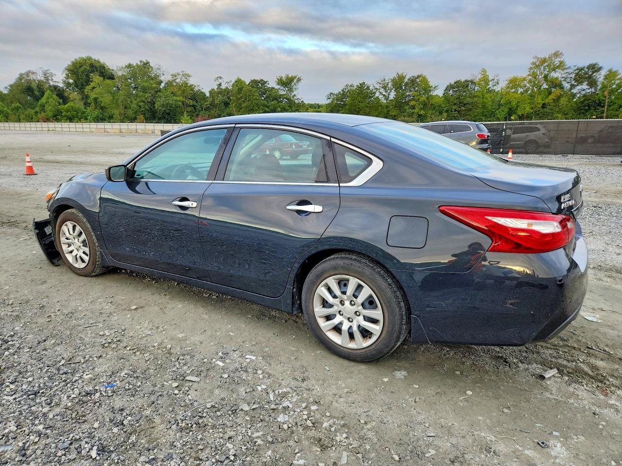 2017 Nissan Altima 2.5 S - Image 2