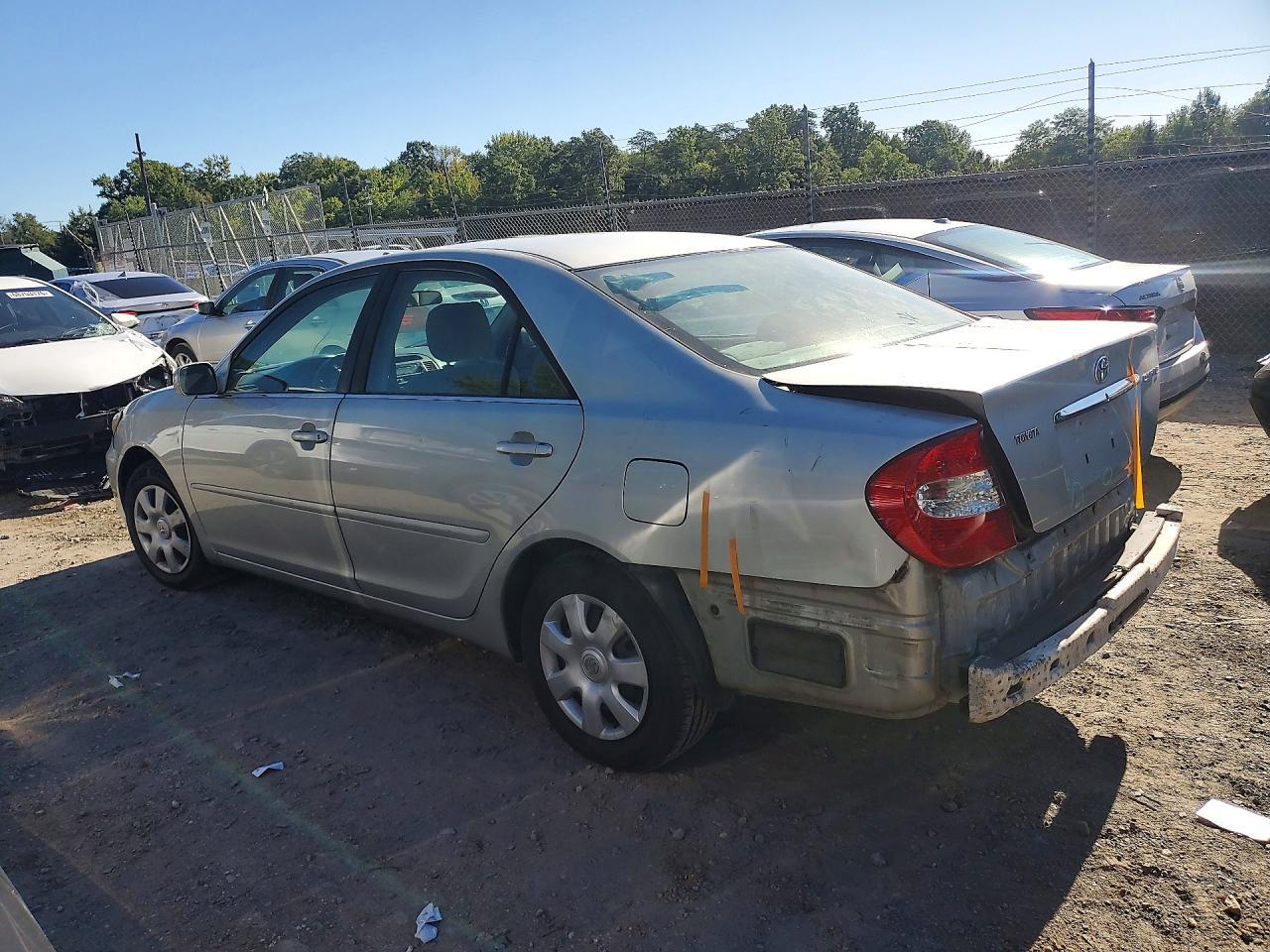 2003 Toyota Camry Le - Image 2