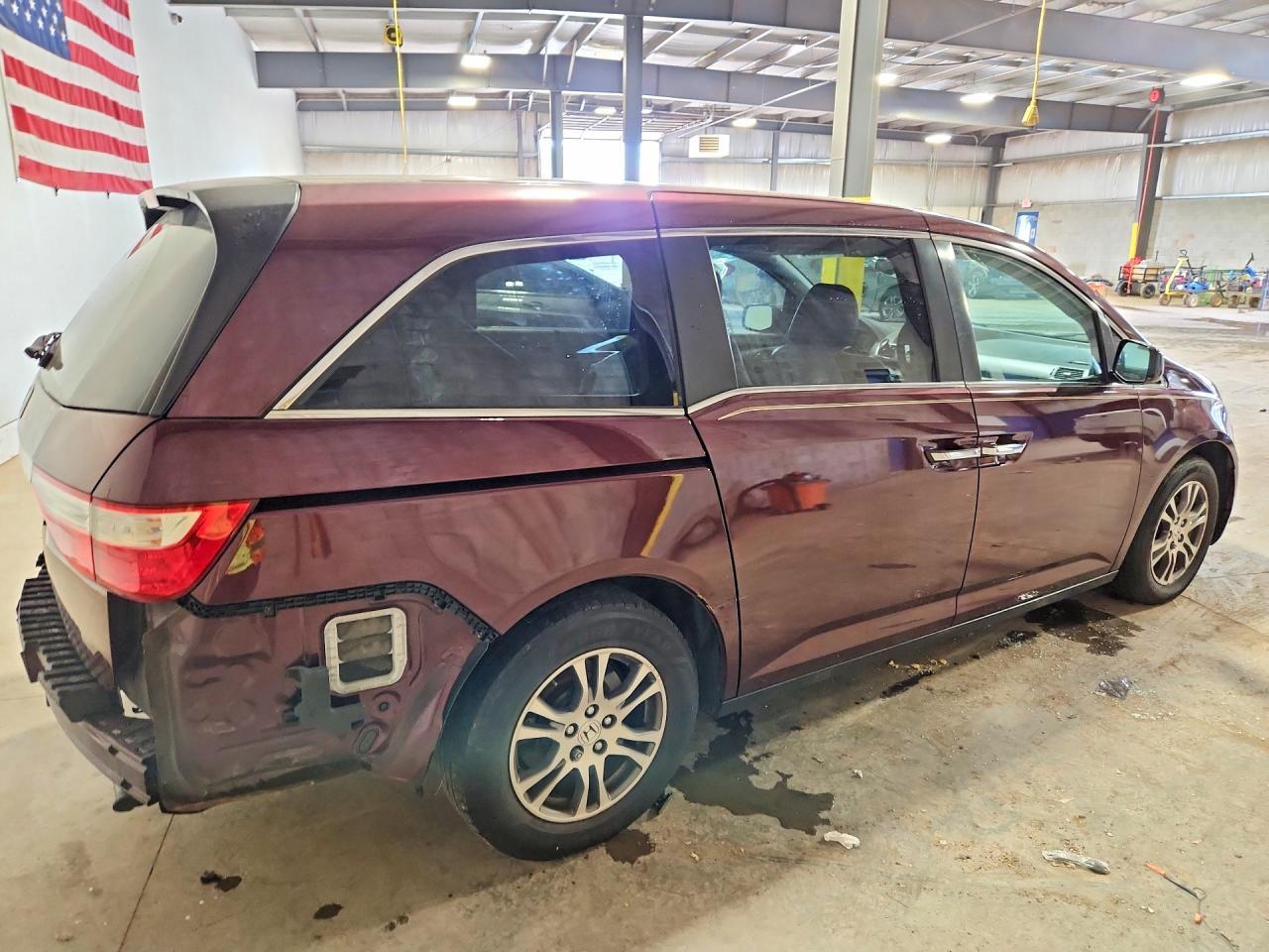 2013 Honda Odyssey Ex - Фото 3