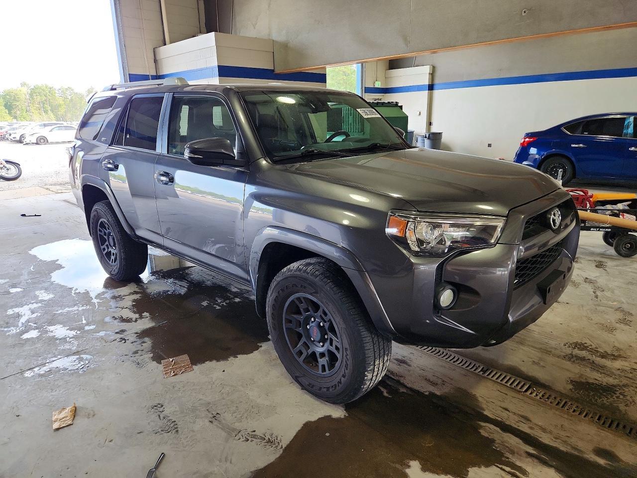 2016 Toyota 4Runner Sr5 Premium - Image 4