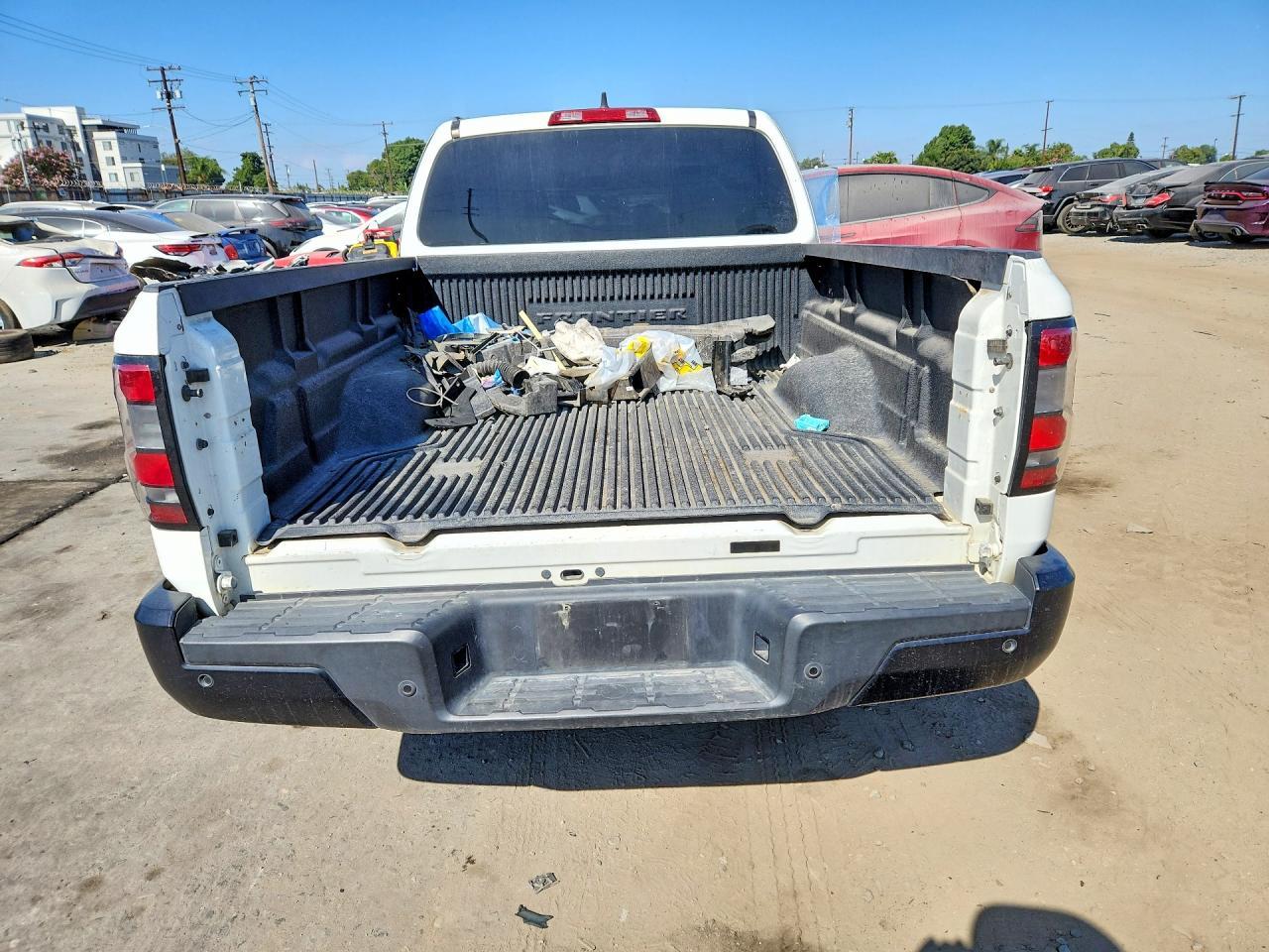2022 Nissan Frontier - Фото 6
