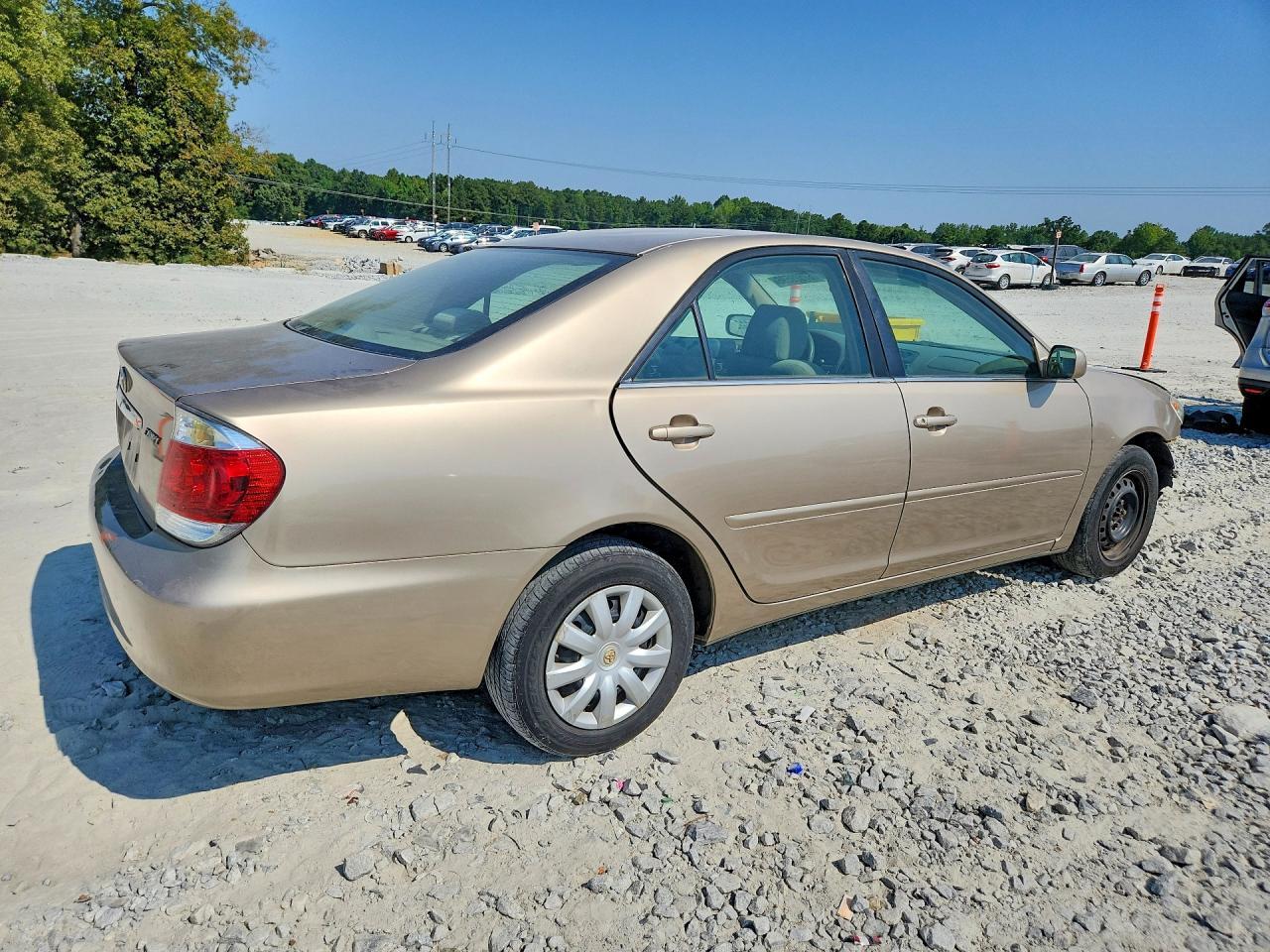 2005 Toyota Camry Standard - Image 3