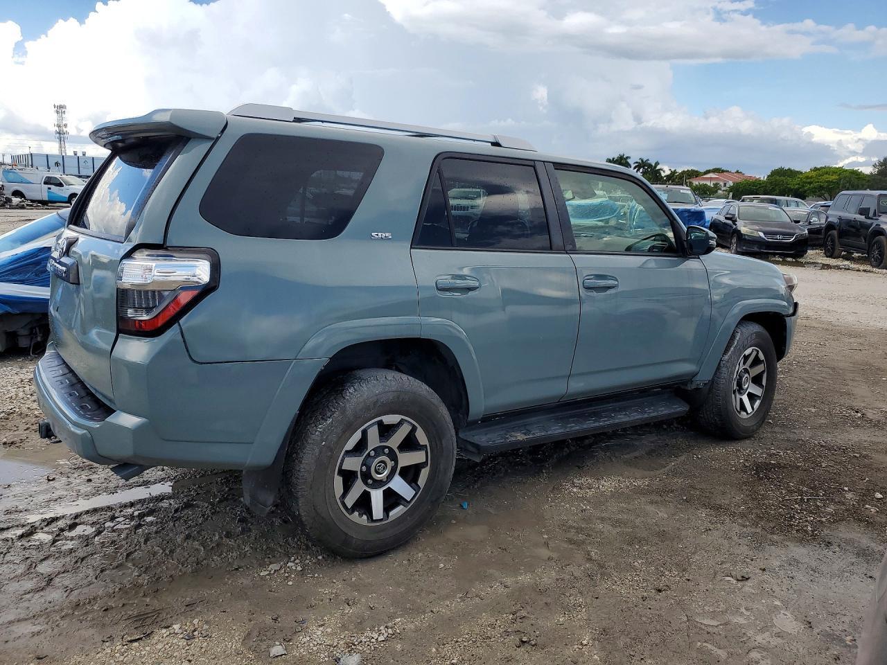 2022 Toyota 4Runner Trd Off-Road Premium - Image 3