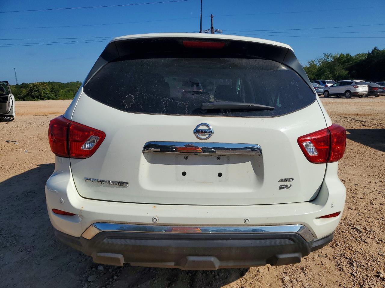 2017 Nissan Pathfinder Sv - Image 6
