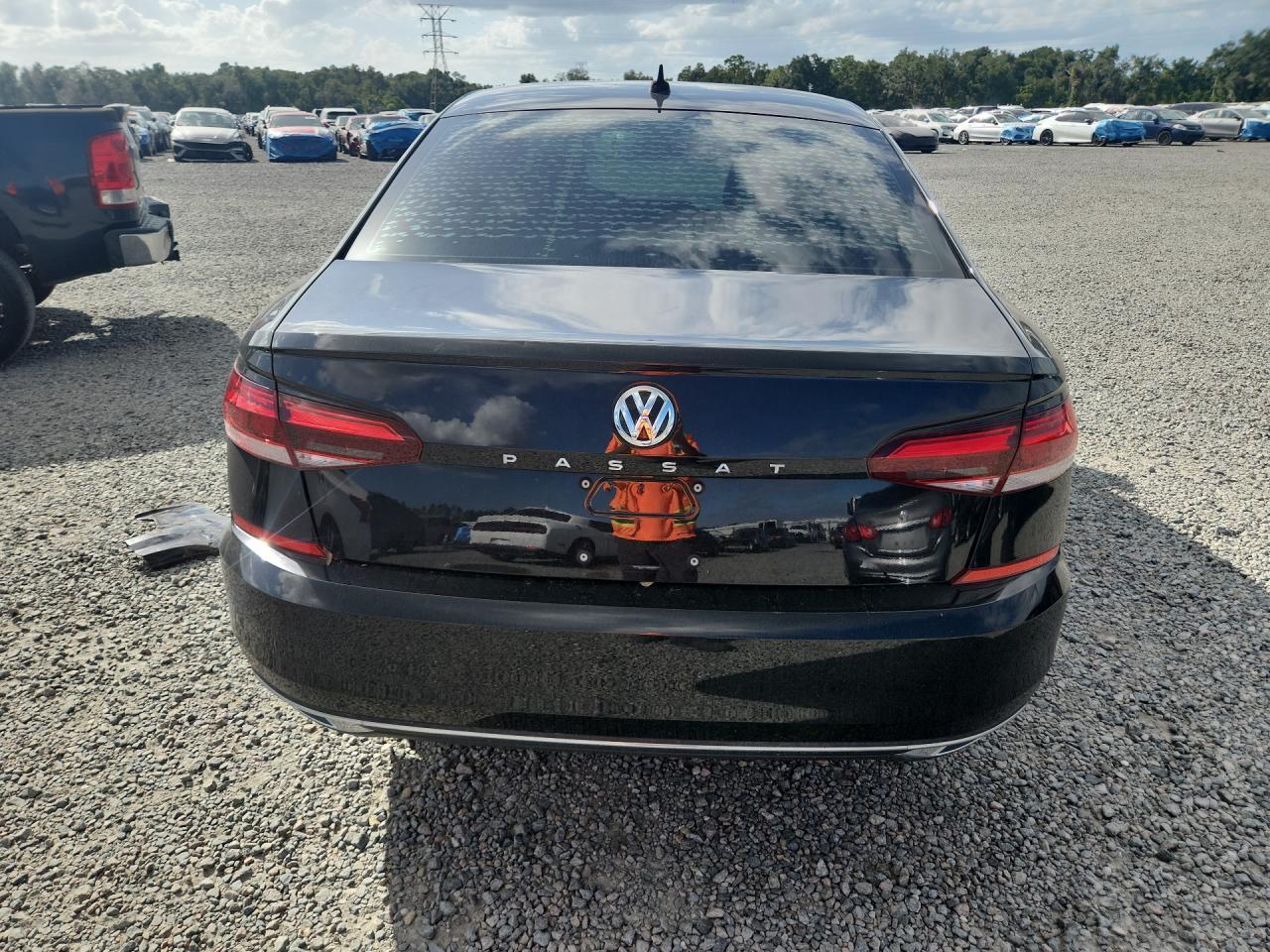 2020 Volkswagen Passat Se - Фото 6