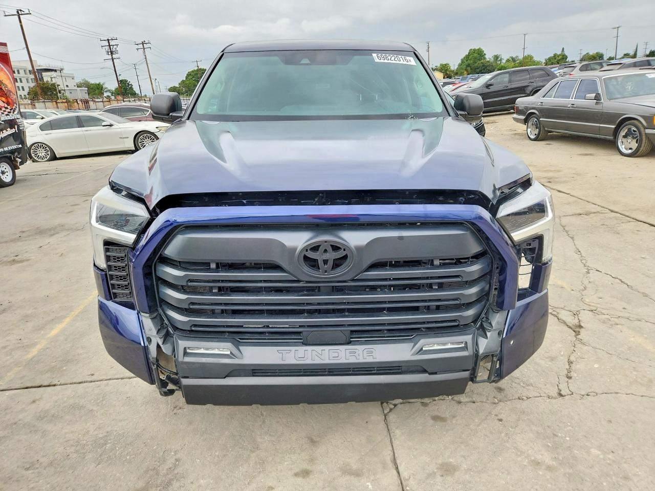 2022 Toyota Tundra Sr5 - Image 5