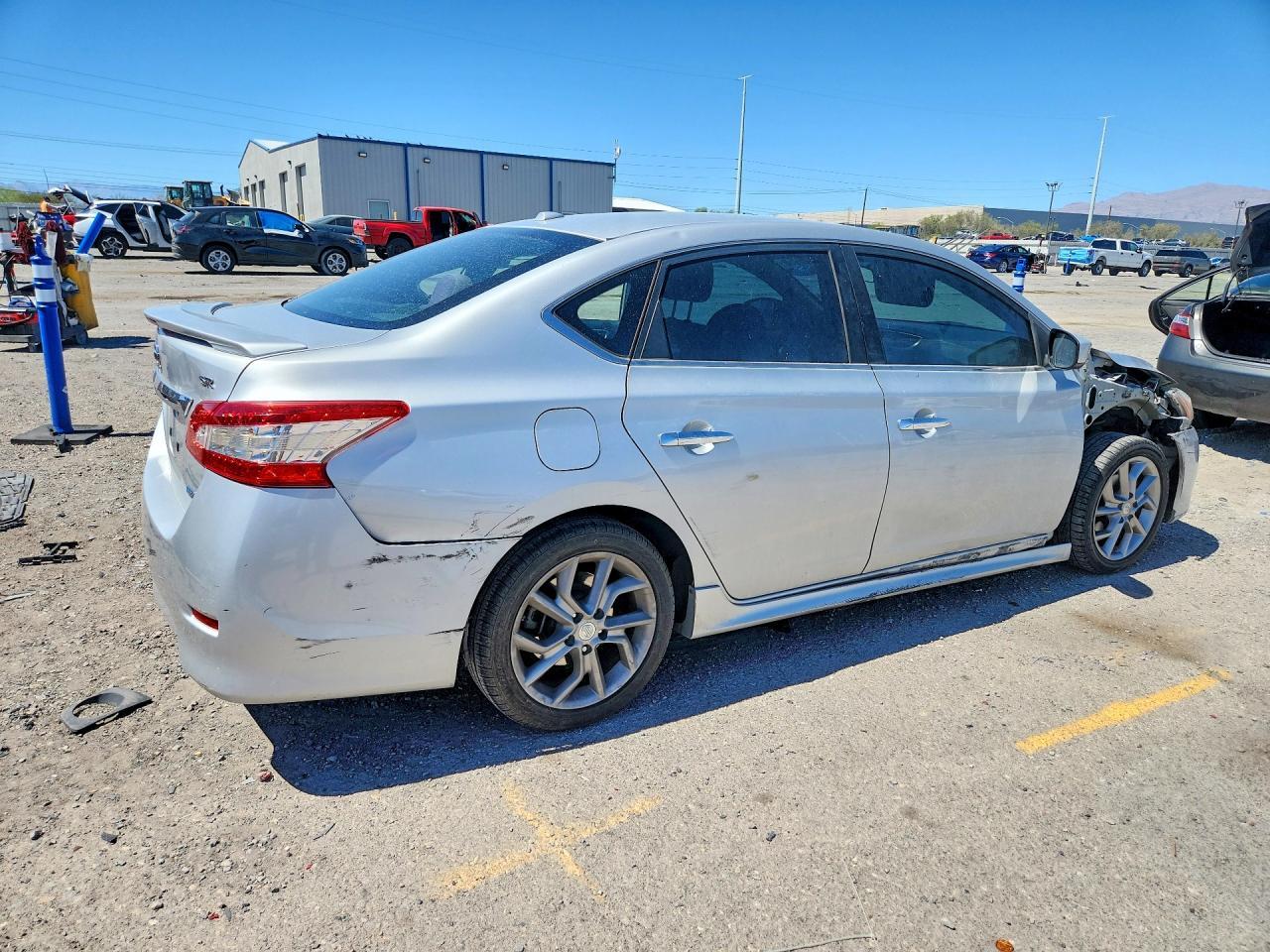 2014 Nissan Sentra Sr - Фото 3