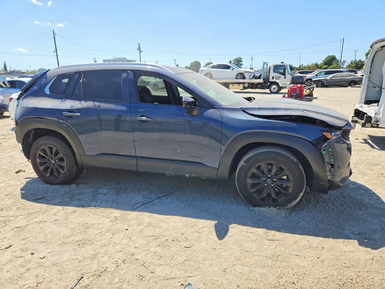 2025 Mazda Cx-50 Preferred - Image 4