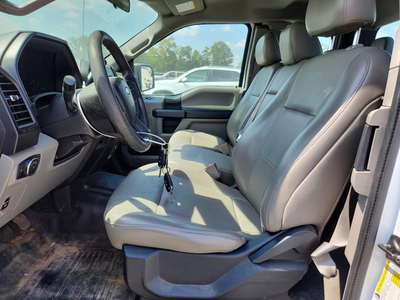 2018 Ford F150 Super Cab - Фото 7
