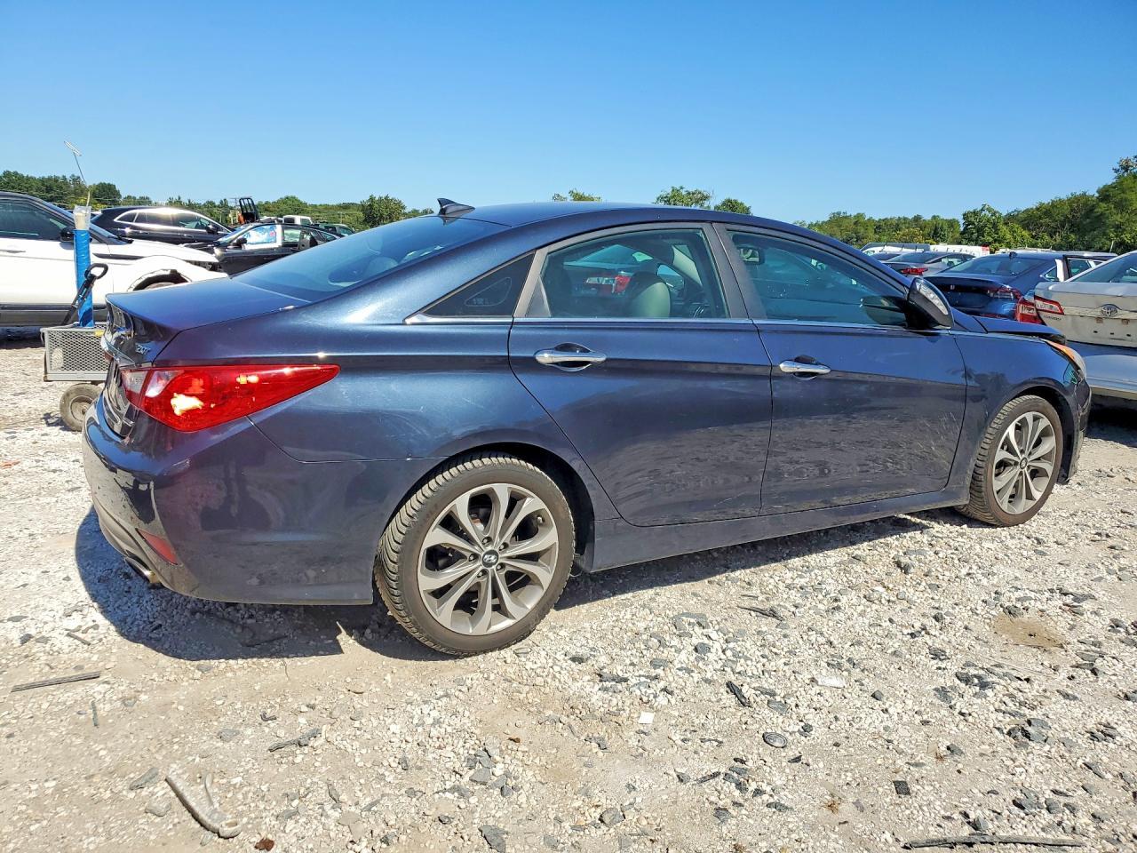 2014 Hyundai Sonata Limited 2.0T - Фото 3