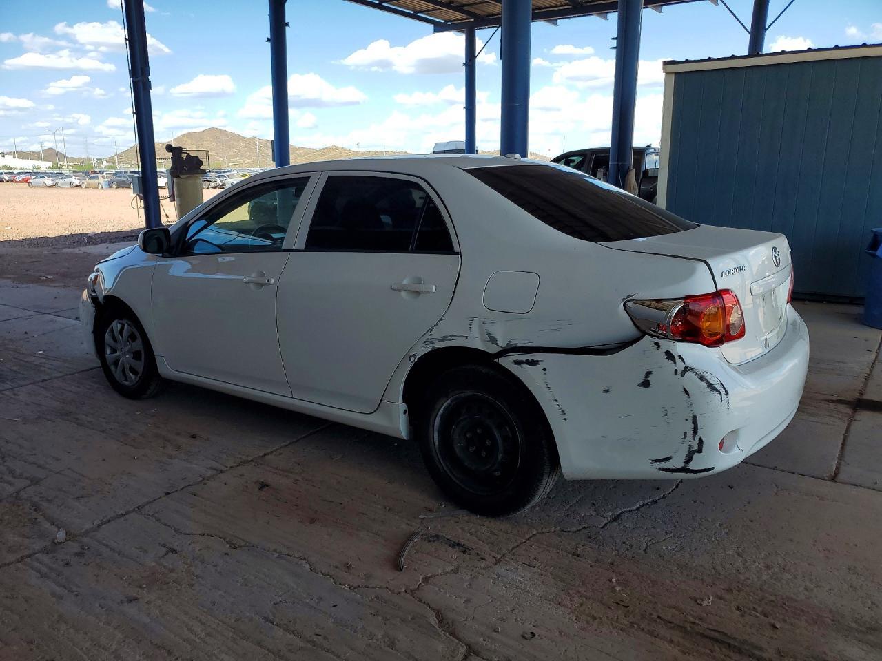 2009 Toyota Corolla Le - Image 2