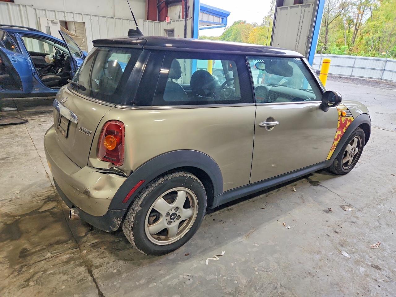 2010 Mini Cooper - Image 3