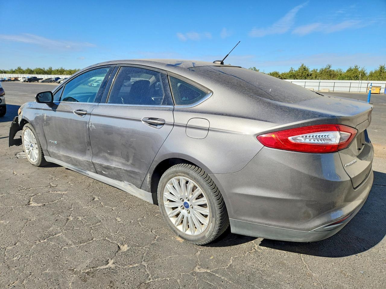 2014 Ford Fusion S Hybrid - Image 2