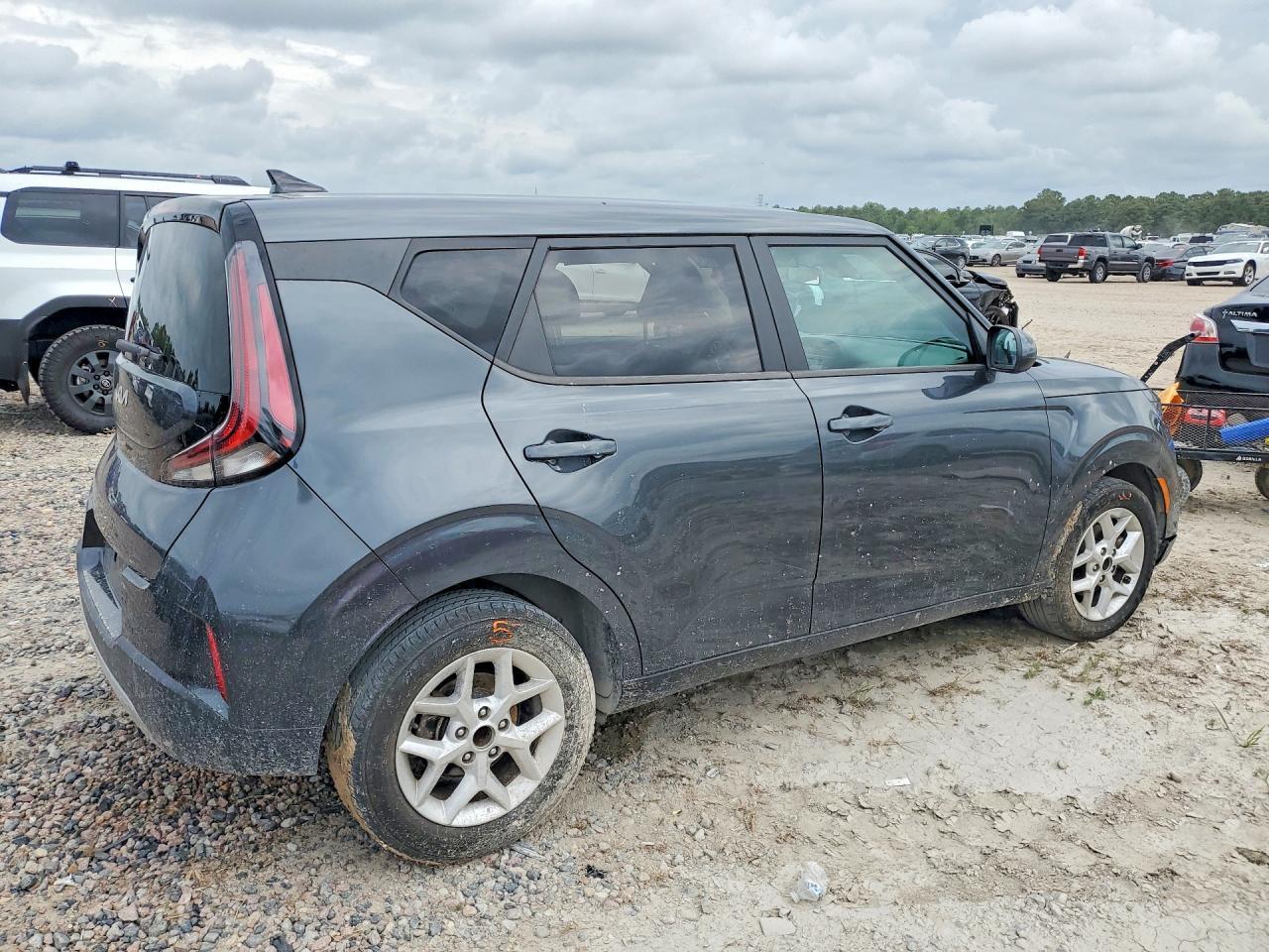 2023 Kia Soul Lx - Фото 3