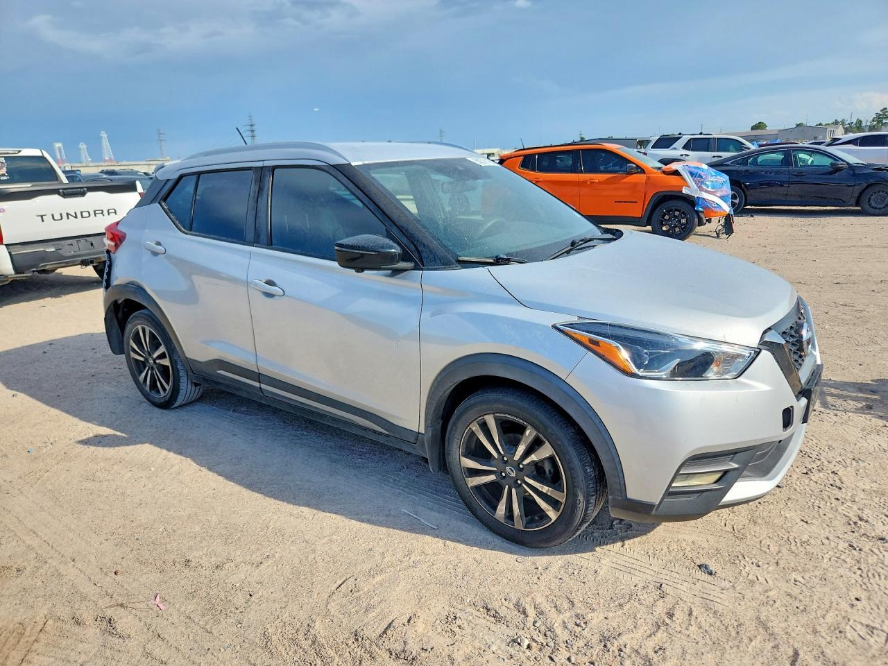 2020 Nissan Kicks Sr - Фото 4