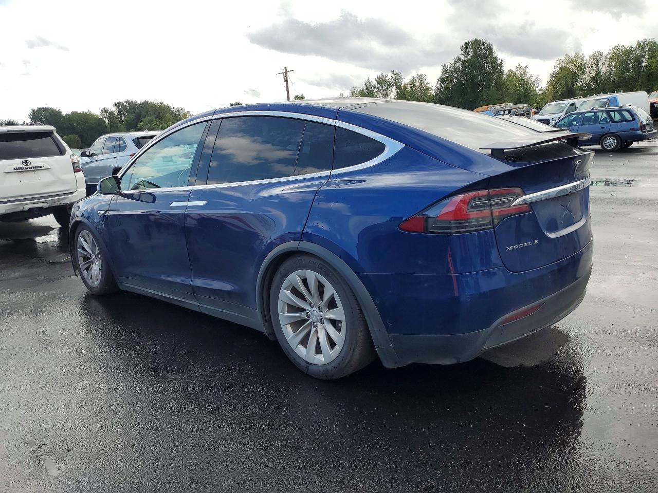 2016 Tesla Model X - Image 2