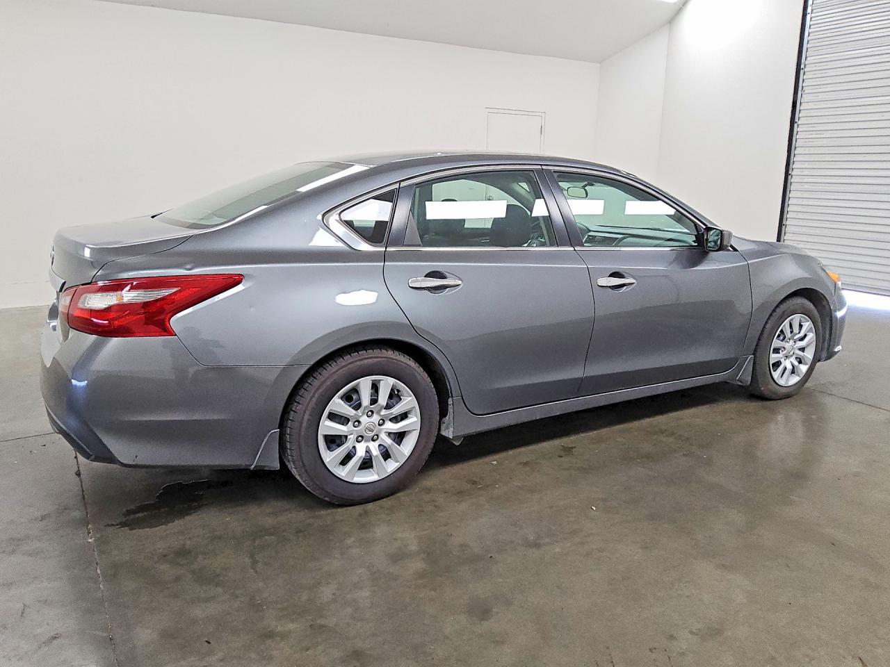 2018 Nissan Altima 2.5 S - Фото 3