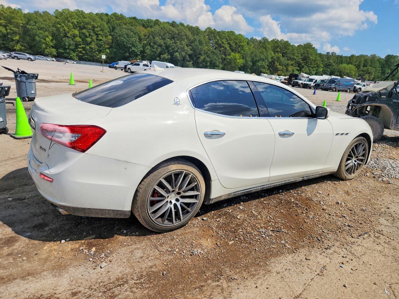 2016 Maserati Ghibli S - Image 3