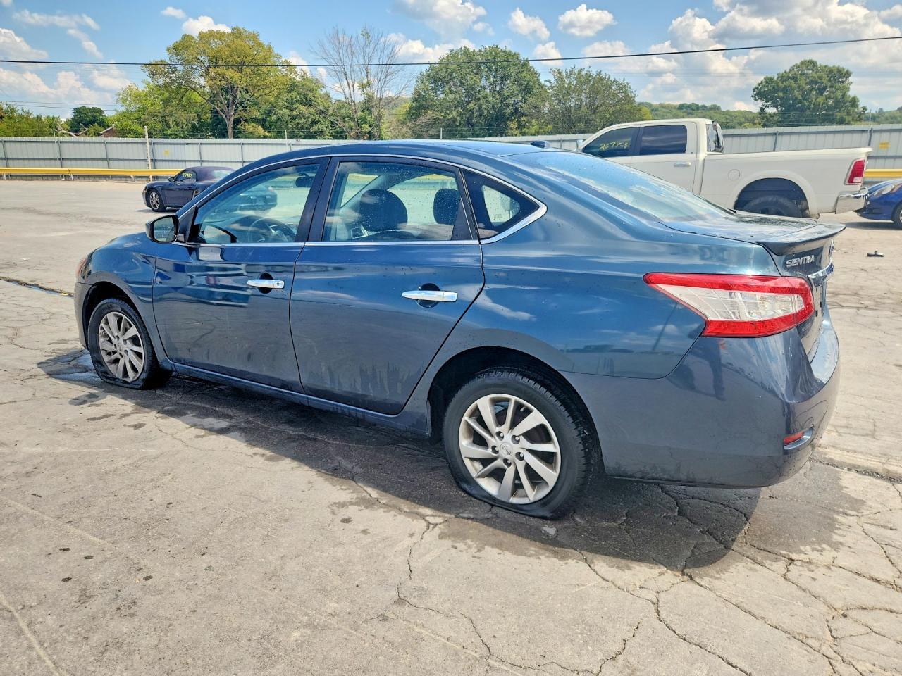 2015 Nissan Sentra Sv - Image 2