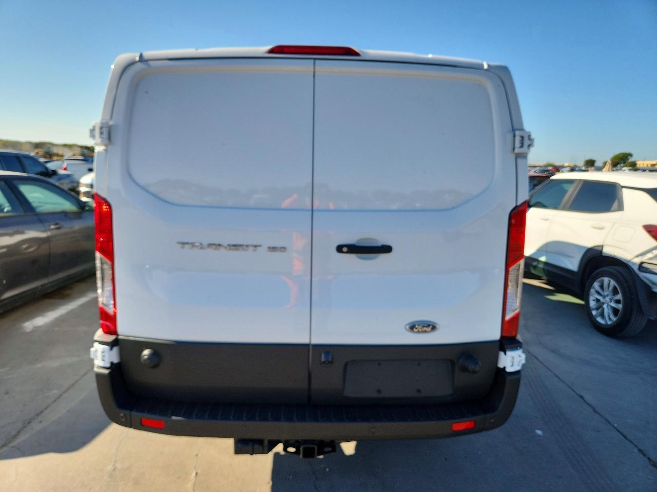 2025 Ford Transit T-150 - Фото 6