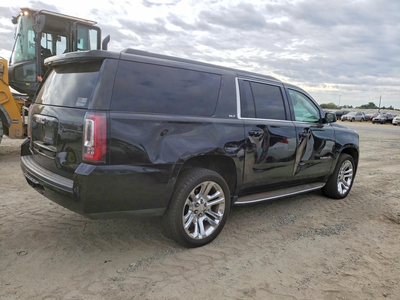 2018 GMC Yukon Xl C1500 Slt - Фото 3