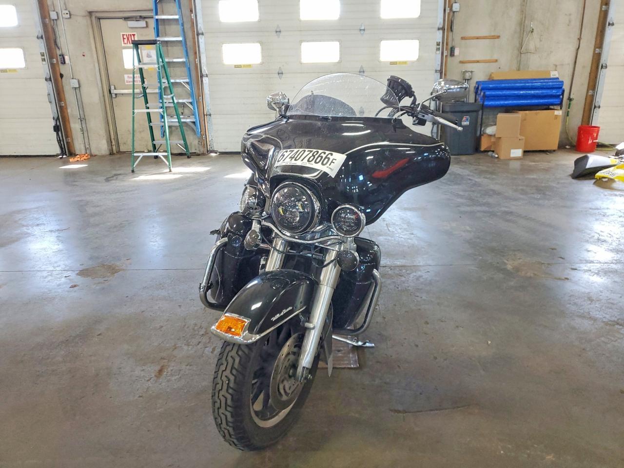 2004 Harley-Davidson Flhtcui - Image 2