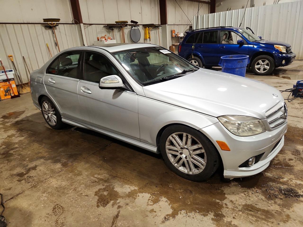 2009 Mercedes-Benz C 300 - Image 4