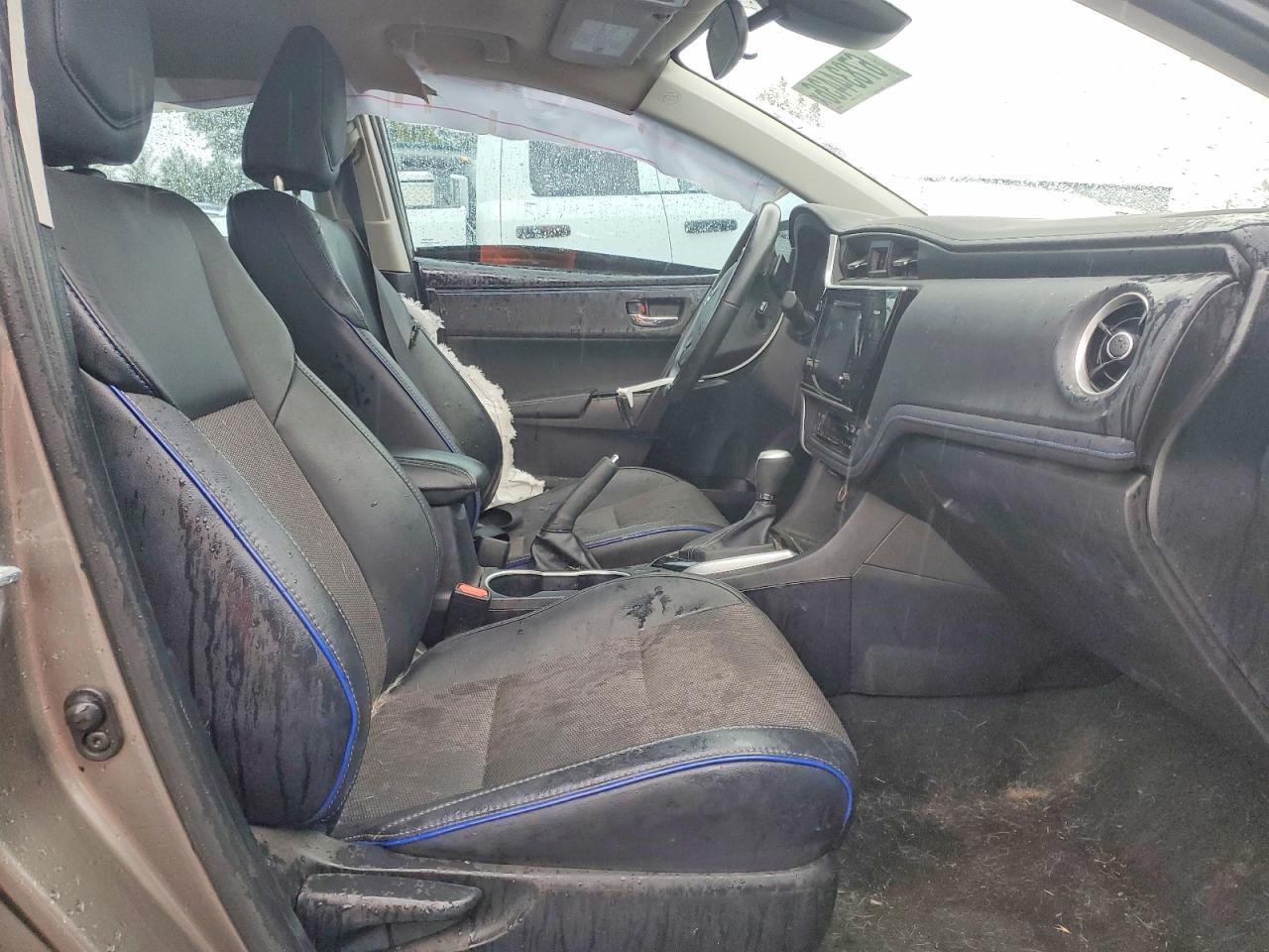 2017 Toyota Corolla Se - Image 7