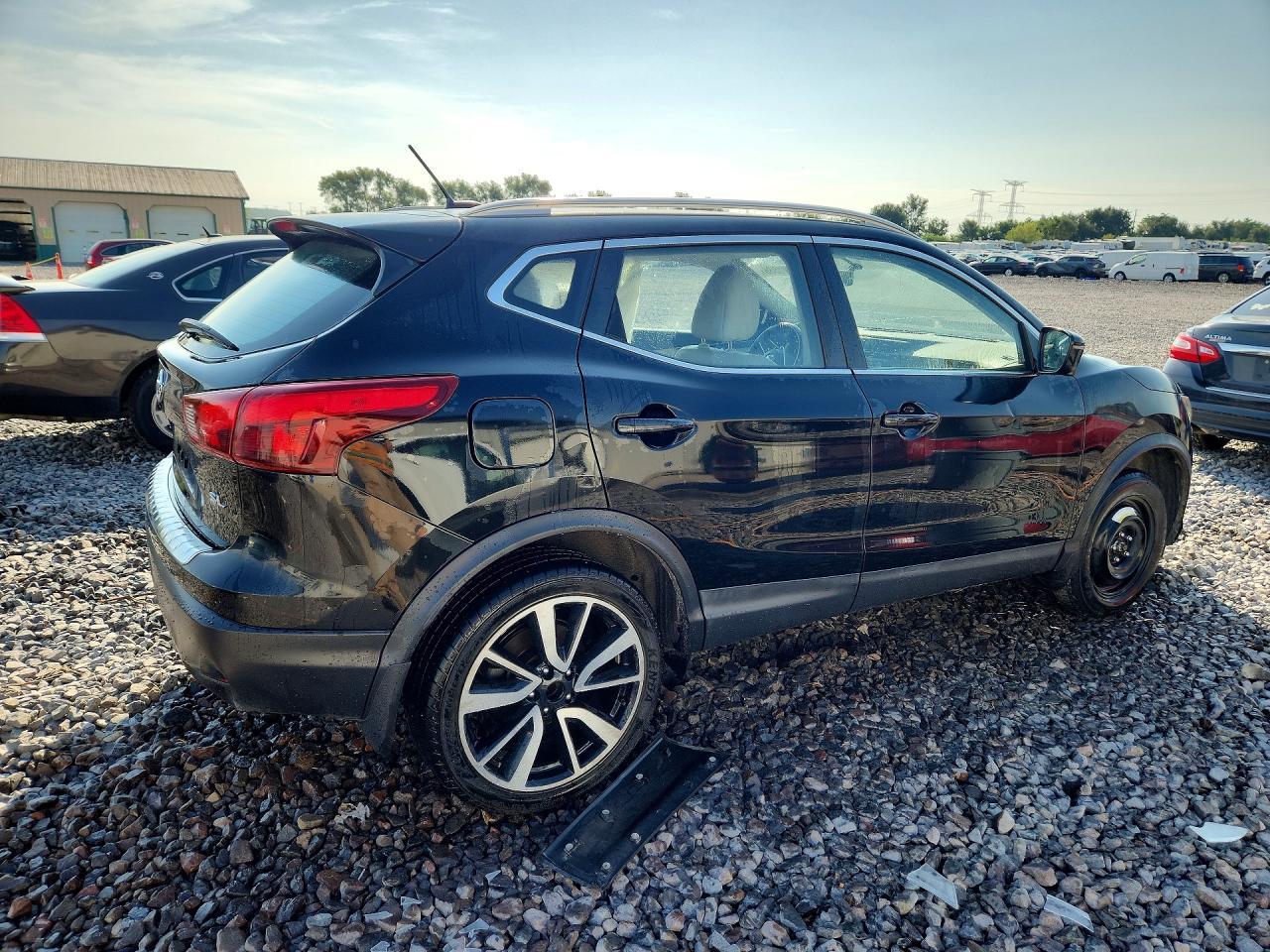 2017 Nissan Rogue Sport Sl - Фото 3