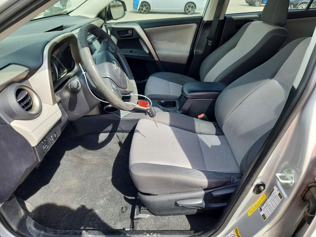 2015 Toyota Rav4 Le - Image 7