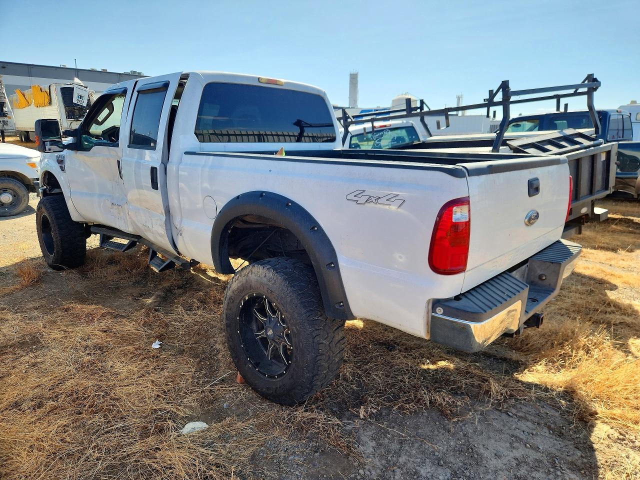 2010 Ford F250 Super Duty - Image 2
