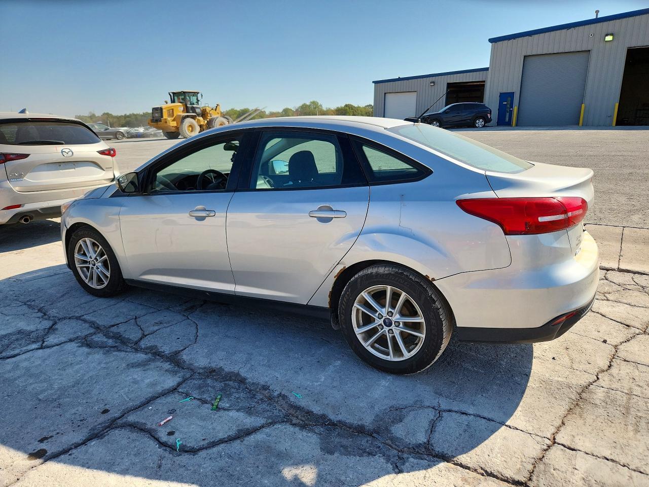 2017 Ford Focus Se - Image 2
