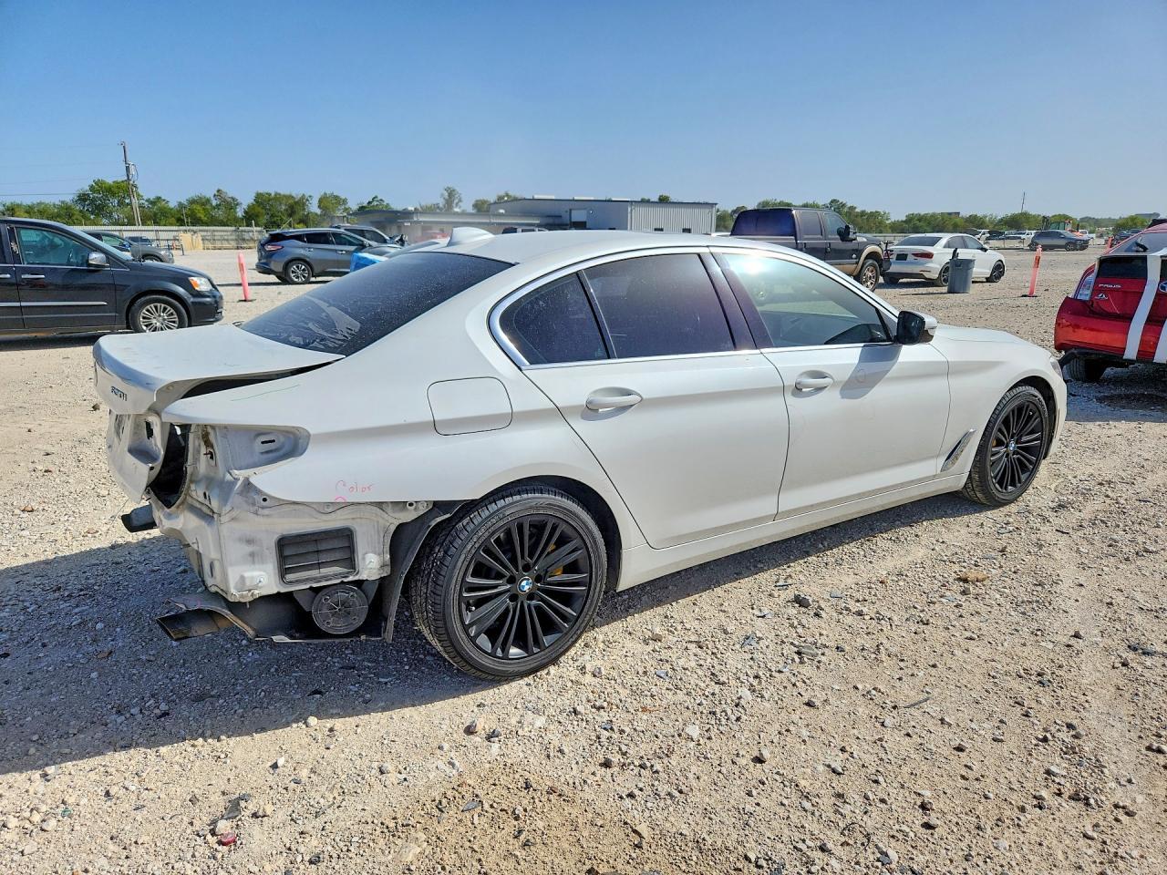 2019 BMW 530 Xi - Фото 3