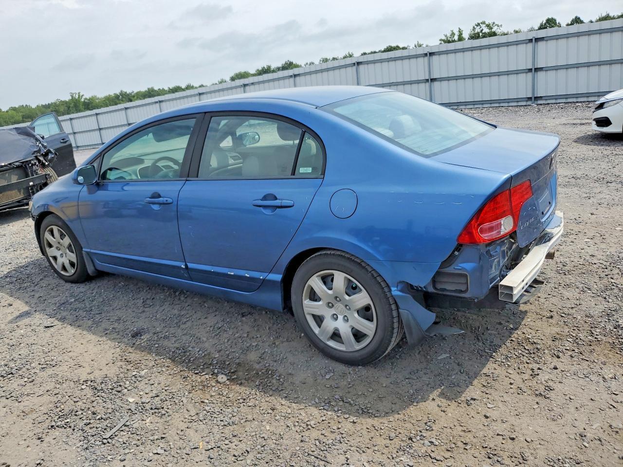 2007 Honda Civic Lx - Image 2