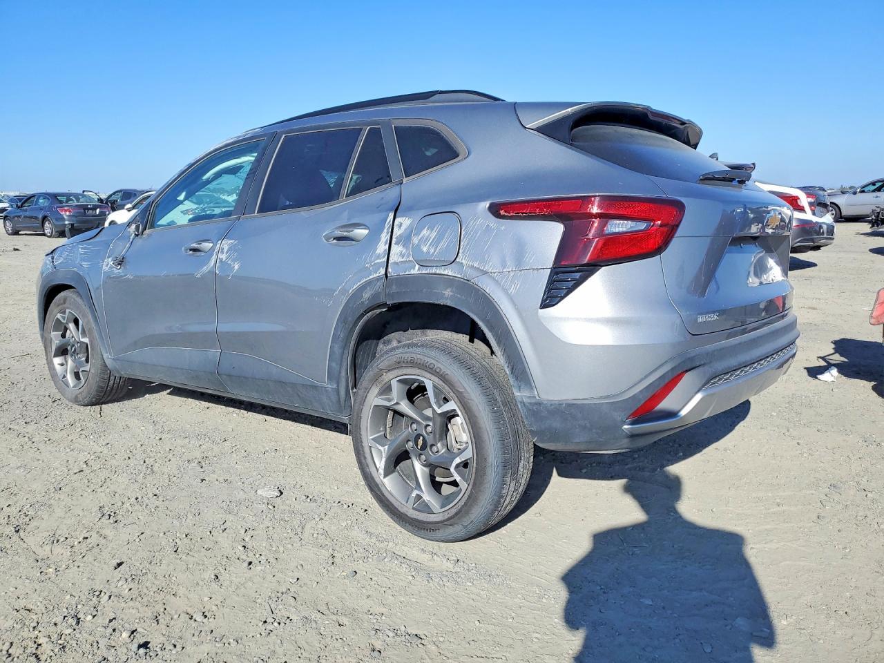 2025 Chevrolet Trax 1Lt - Image 2