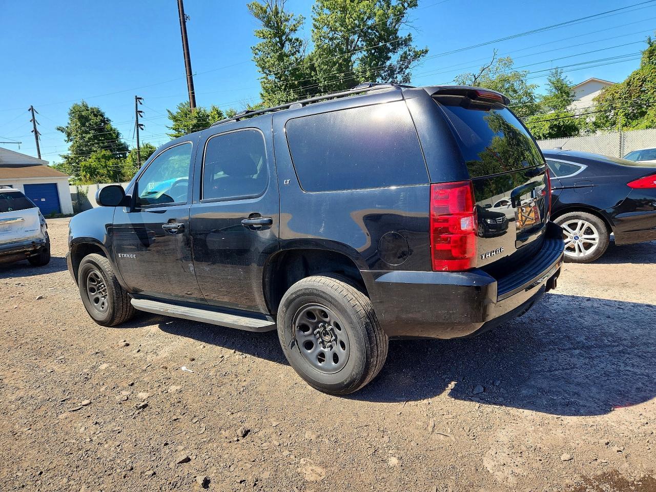 2009 Chevrolet Tahoe K1500 Lt - Image 2