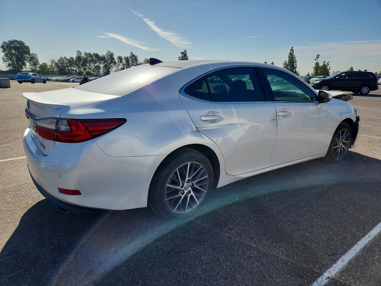 2017 Lexus Es 350 Base - Фото 3