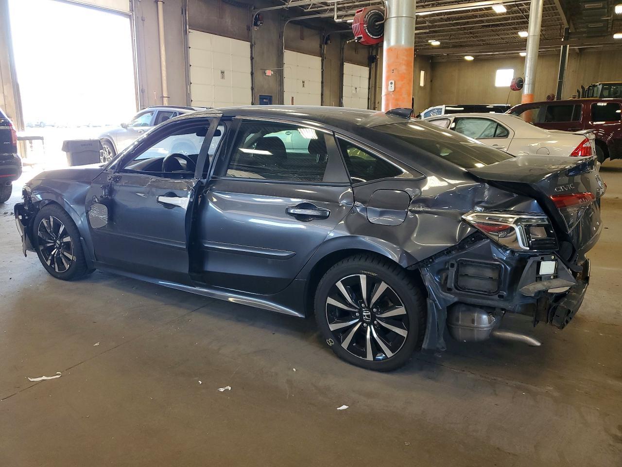 2022 Honda Civic Ex - Image 2